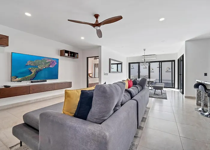 #marbella Lane - Premium Ocean View & Pool Holiday home *