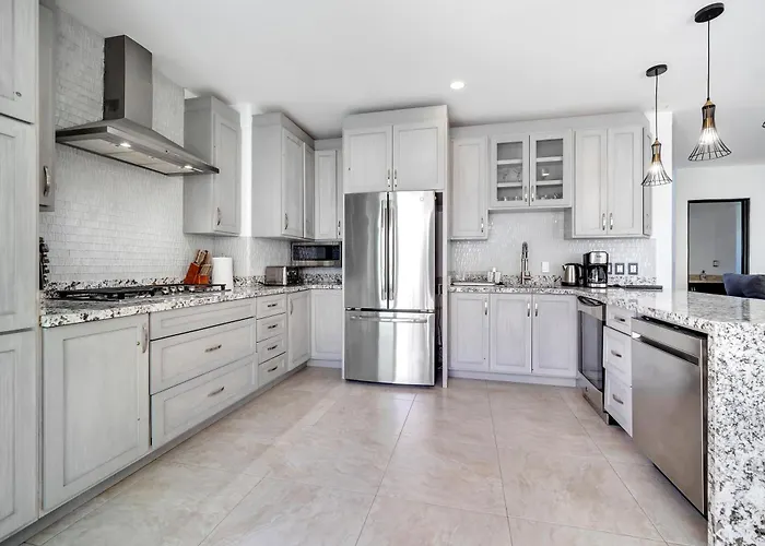 Holiday home #marbella Lane - Premium Ocean View & Pool *