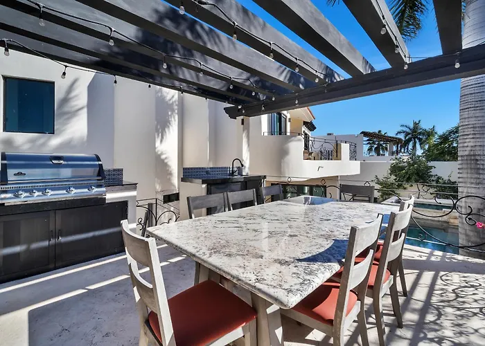 #marbella Lane - Premium Ocean View & Pool Holiday home *