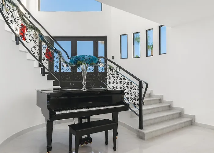 Holiday home #marbella Lane - Premium Ocean View & Pool