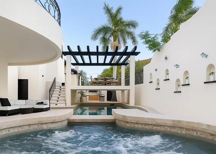 #marbella Lane - Premium Ocean View & Pool Holiday home