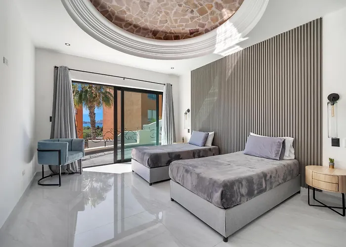 Holiday home #marbella Lane - Premium Ocean View & Pool *
