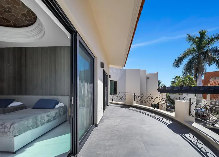 Holiday home #marbella Lane - Premium Ocean View & Pool