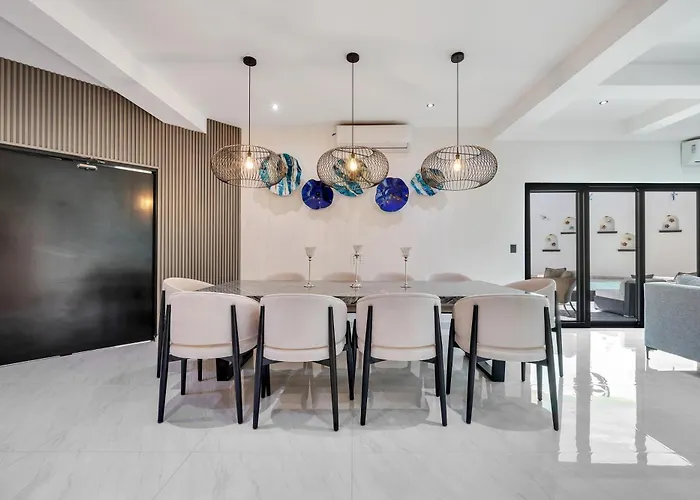 Holiday home #marbella Lane - Premium Ocean View & Pool
